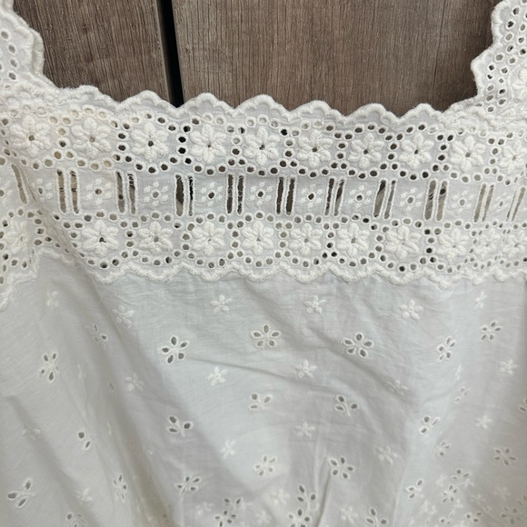 Doen Ivory Eyelet Lace Top - Picture 4 of 4